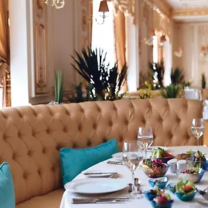 ***** Otel Moevenpick Star Suudi Arabistan